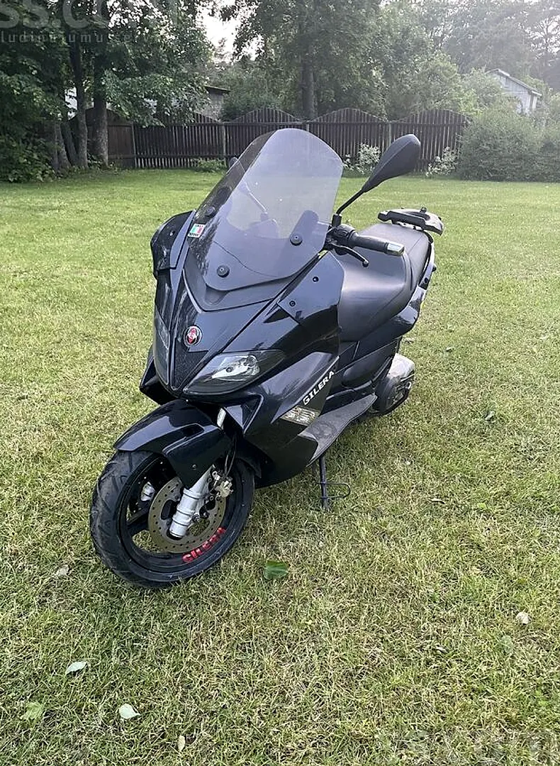 Gilera Nexus 500, 2008. gads