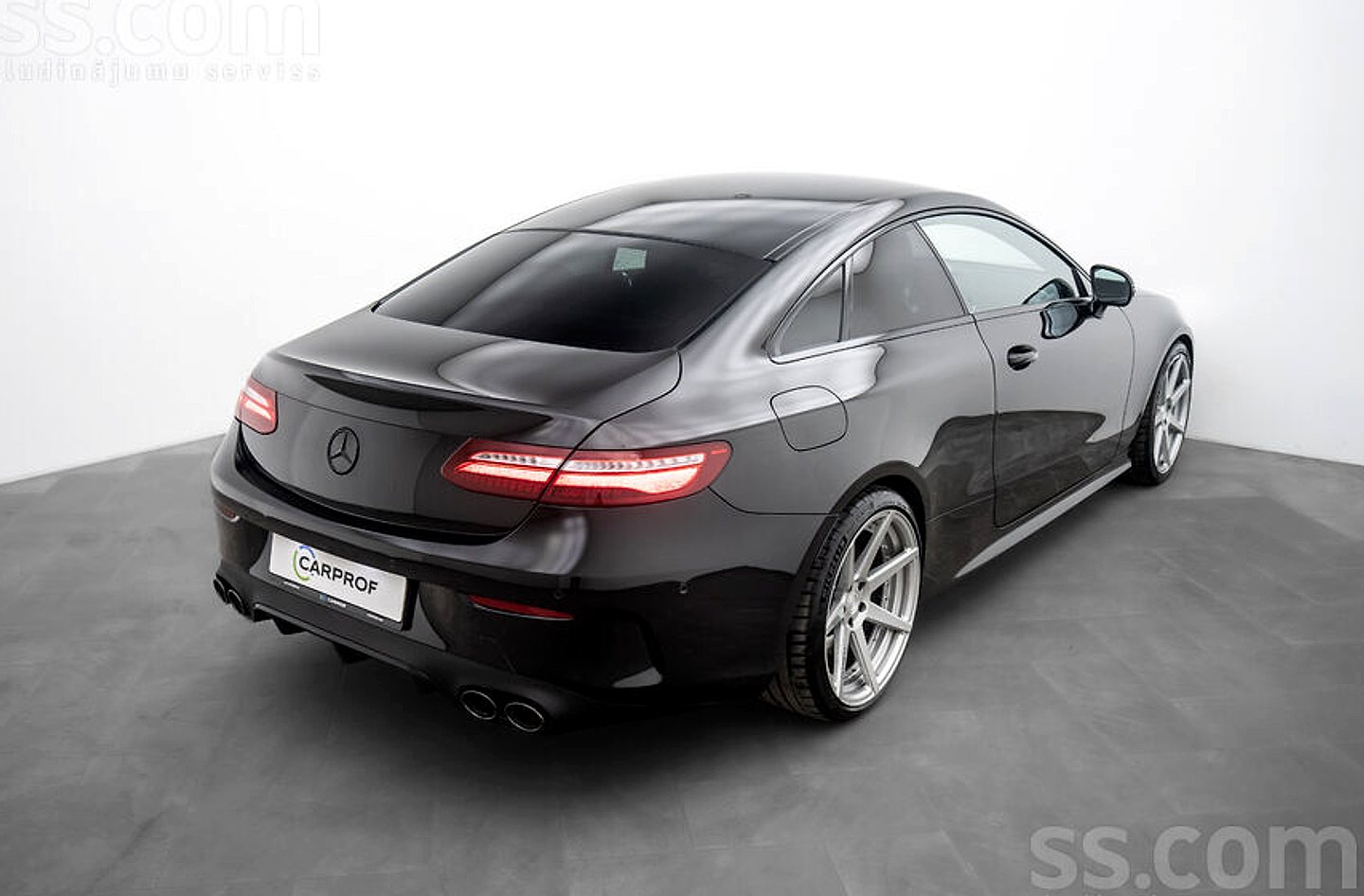 Mercedes-Benz E400 — foto 4