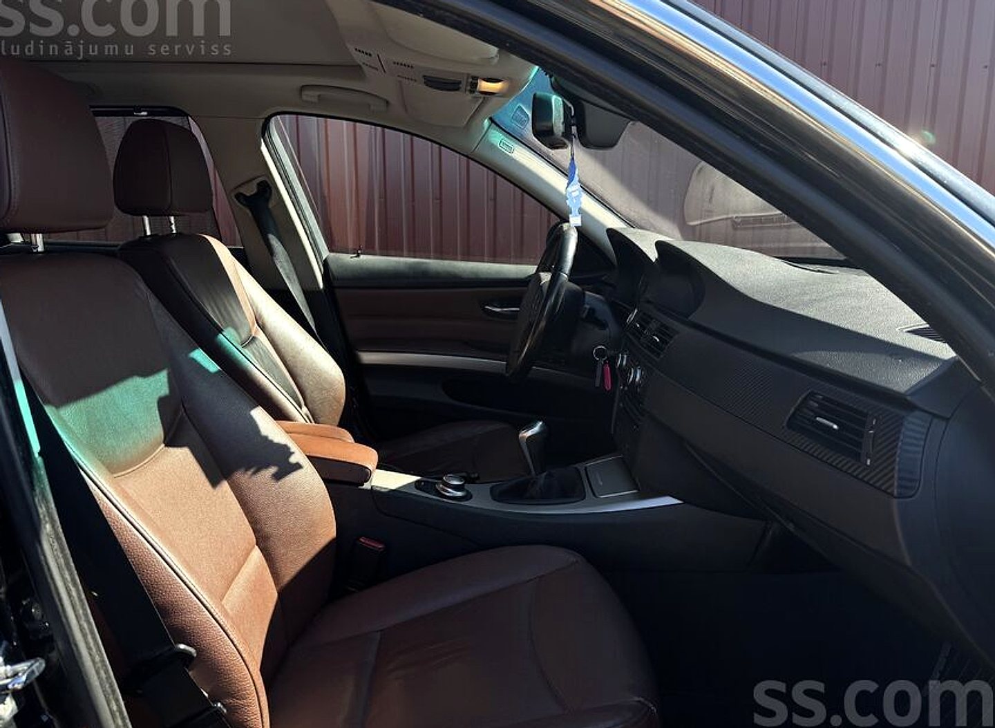 BMW 320 — foto 4