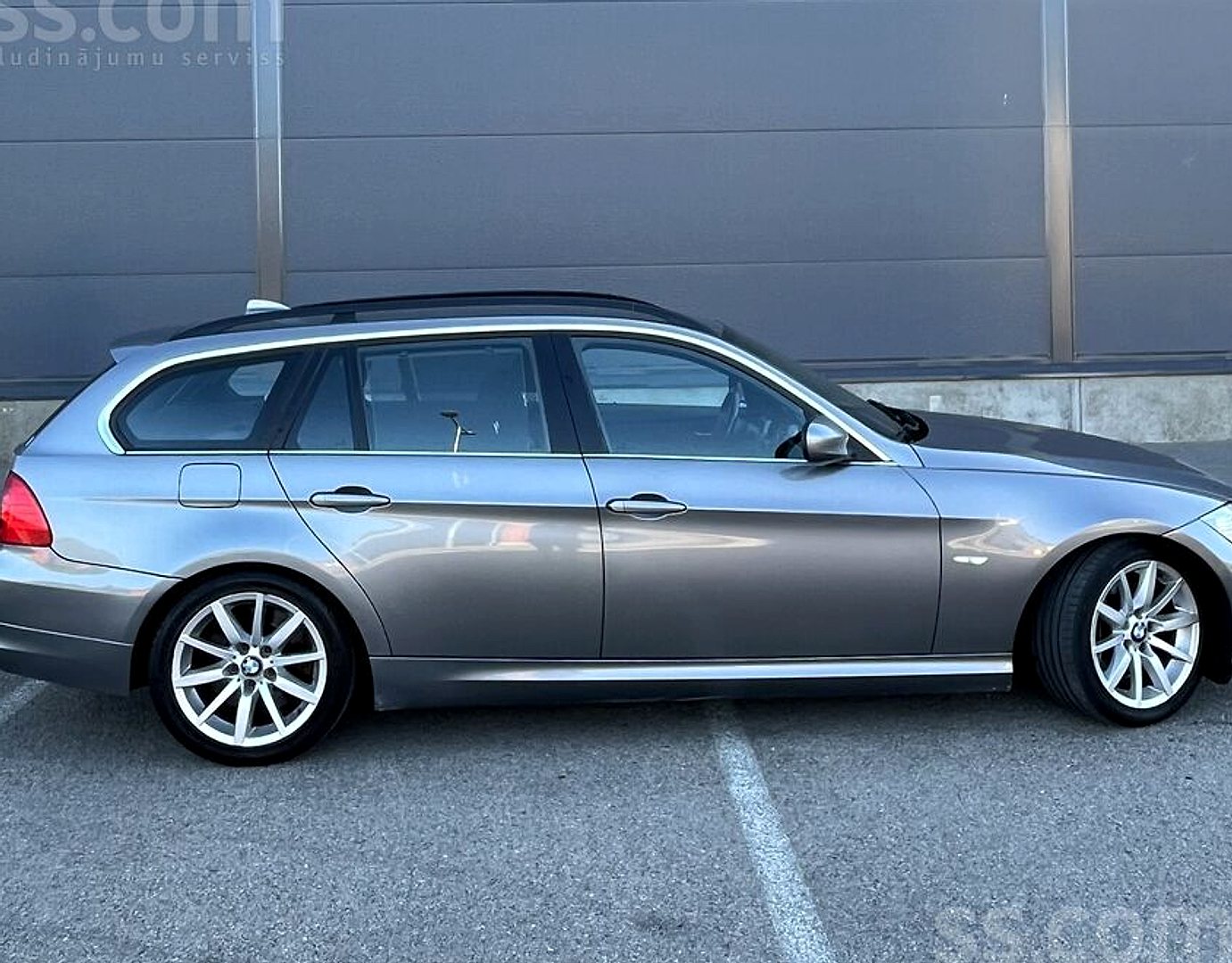 BMW 330 — foto 4