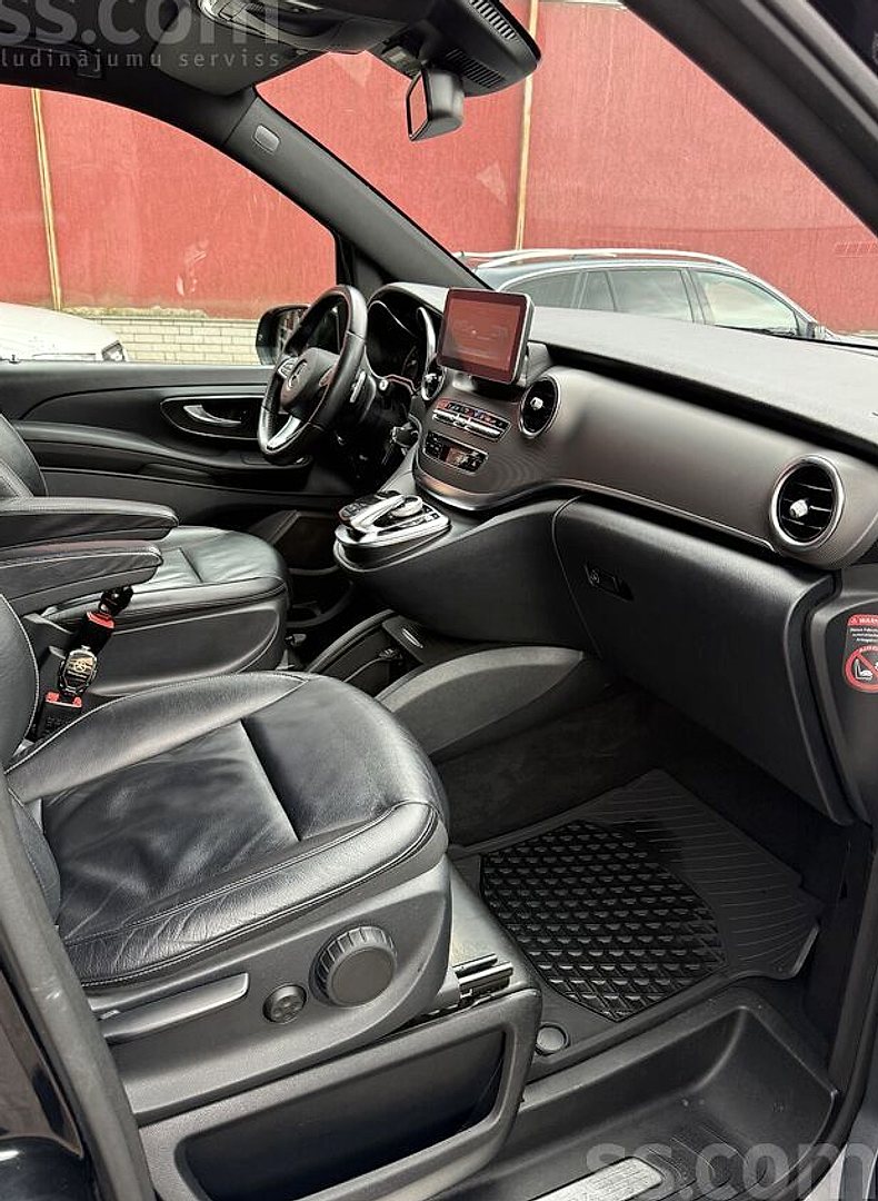 Mercedes-Benz V220 — foto 5