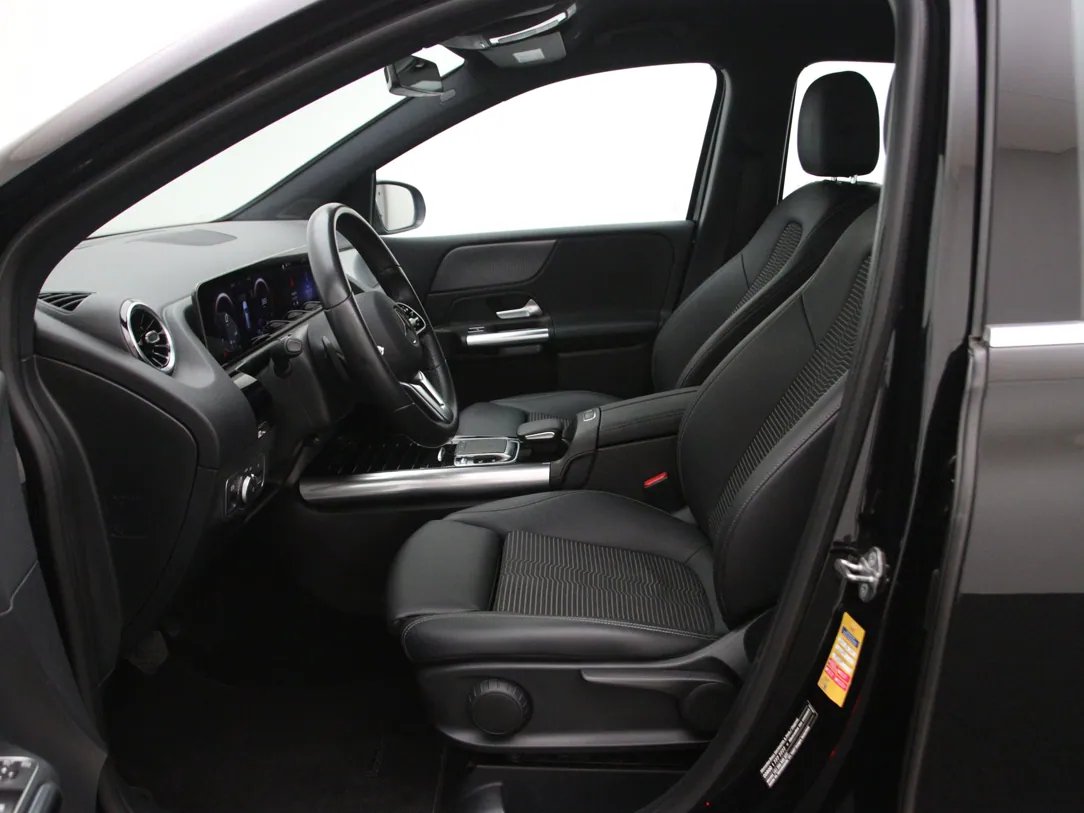 MERCEDES BENZ B180 — foto 5