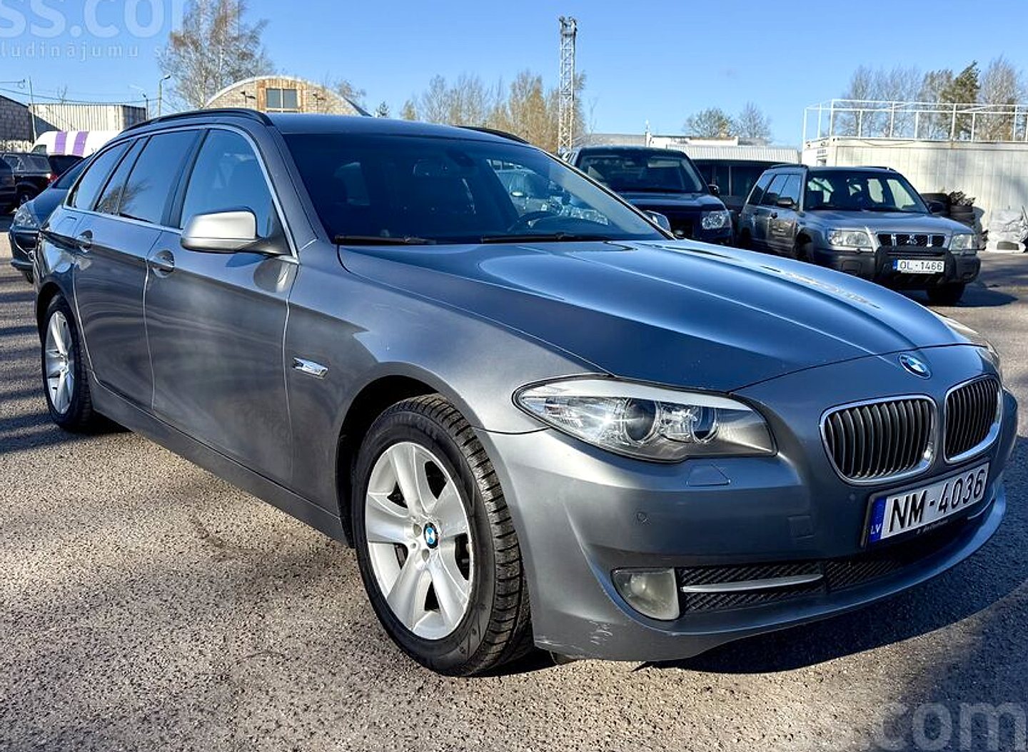 BMW 520 — foto 3