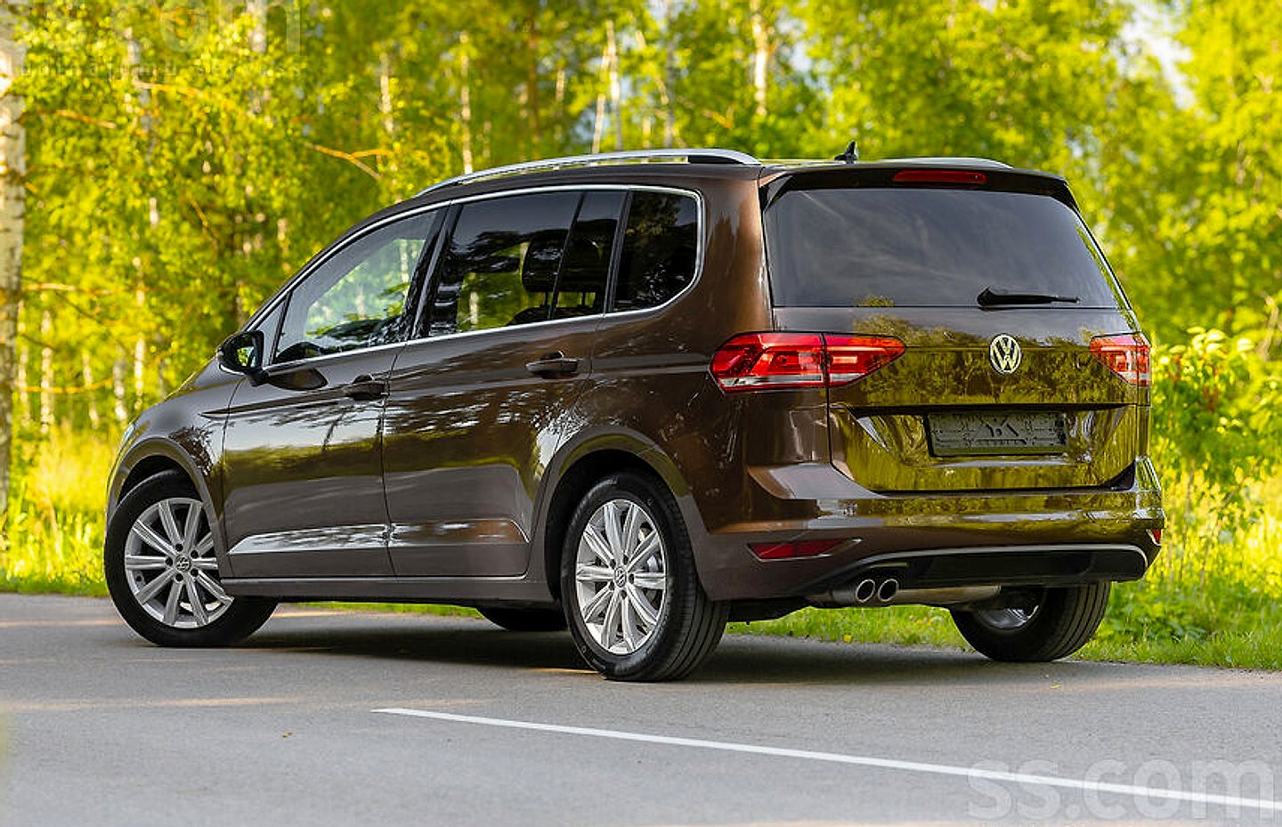 Volkswagen Touran — foto 2