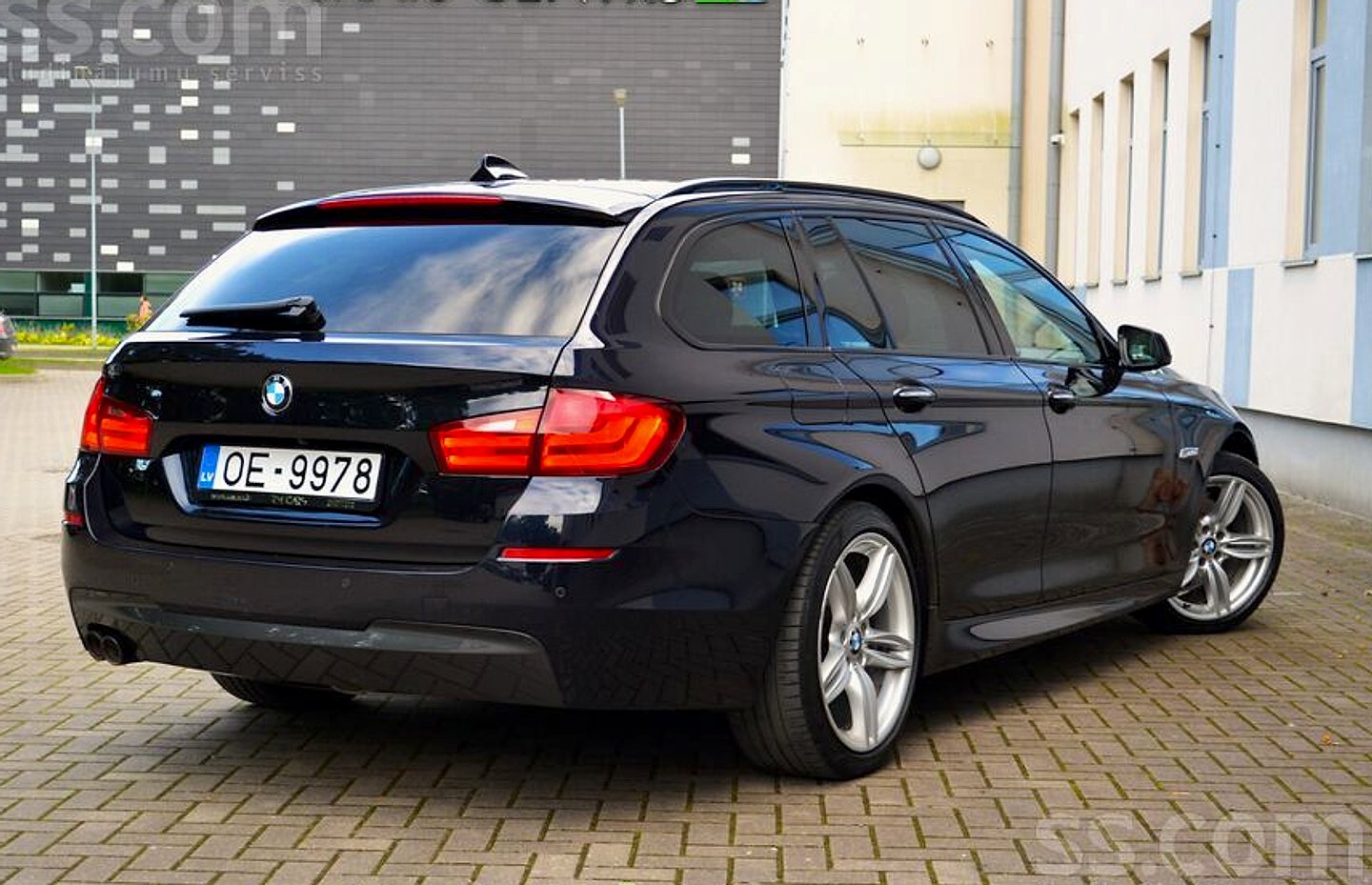 BMW 520 — foto 3