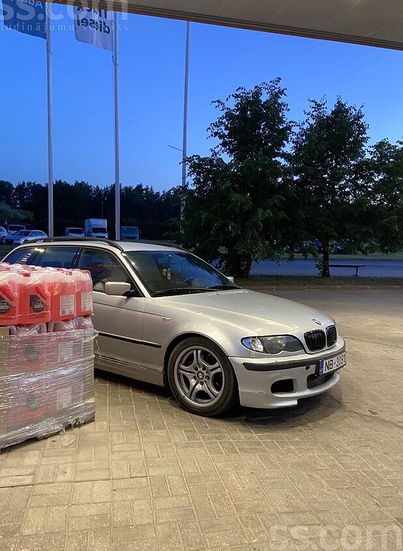 BMW 320 — foto 4