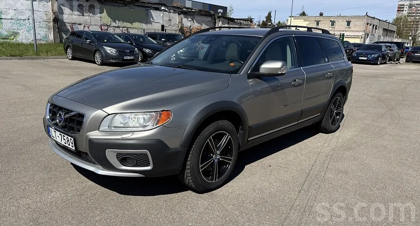 Volvo XC 70, 2011. gads