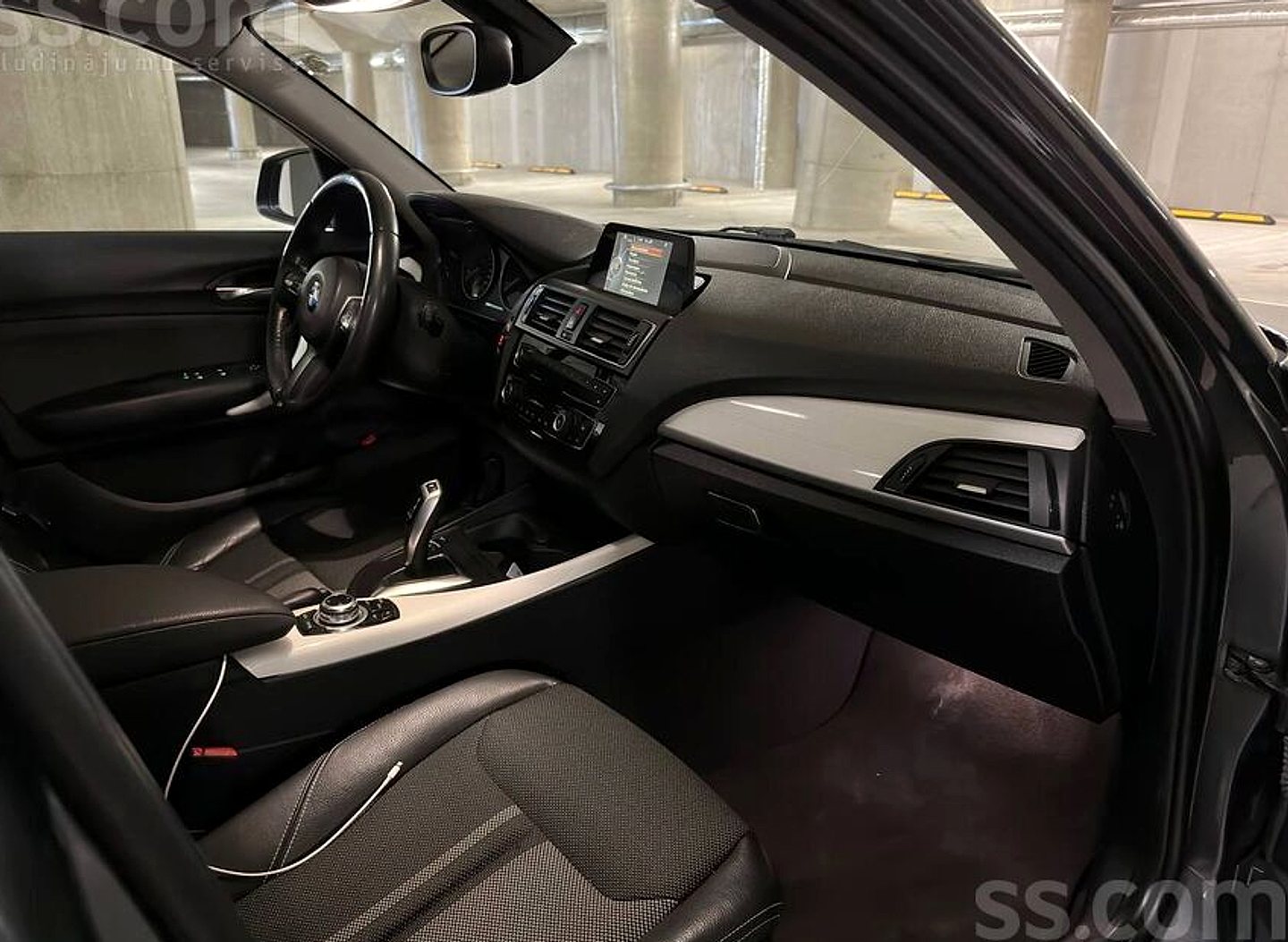 BMW 118 — foto 5