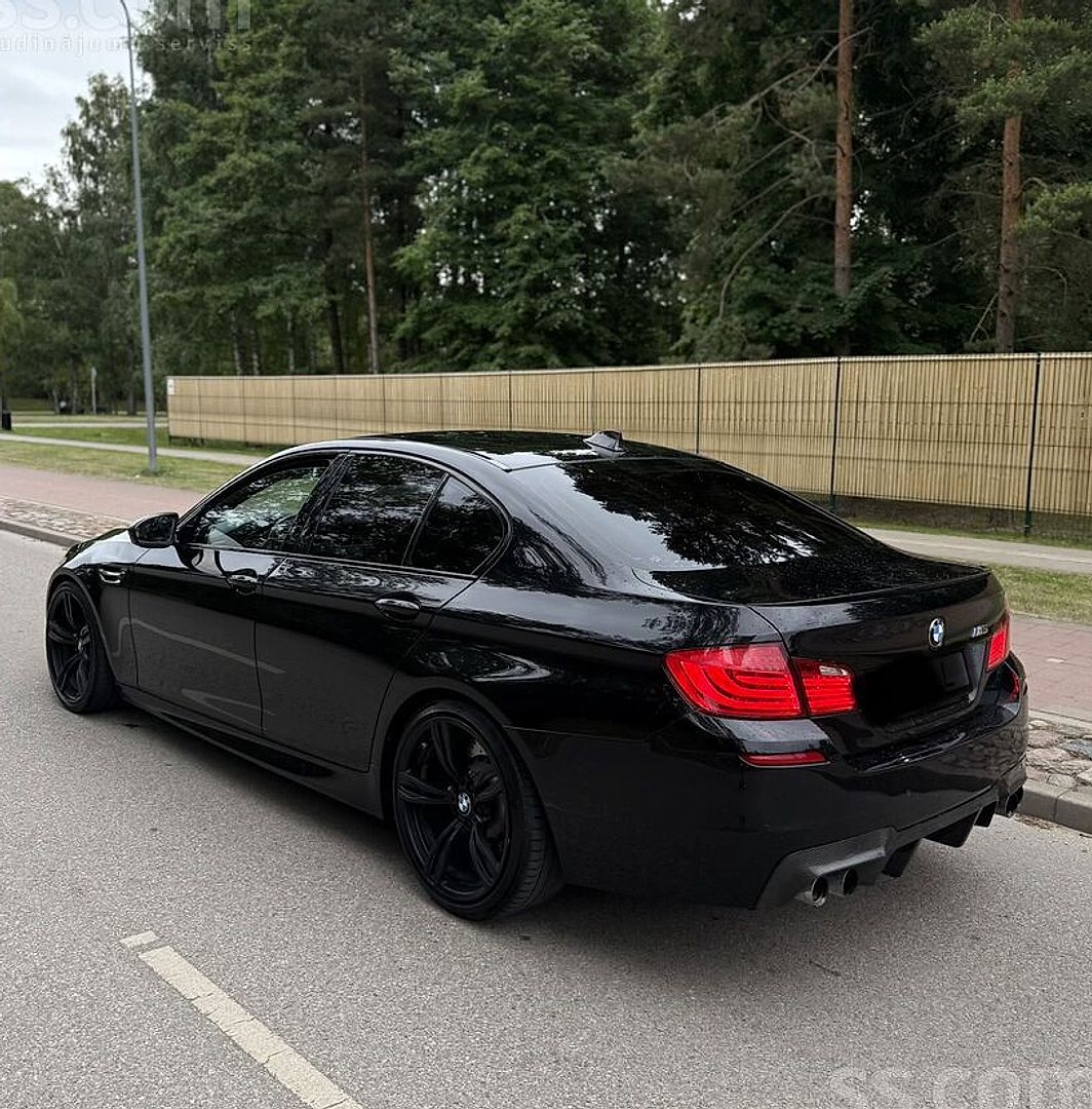 BMW M5 — foto 5