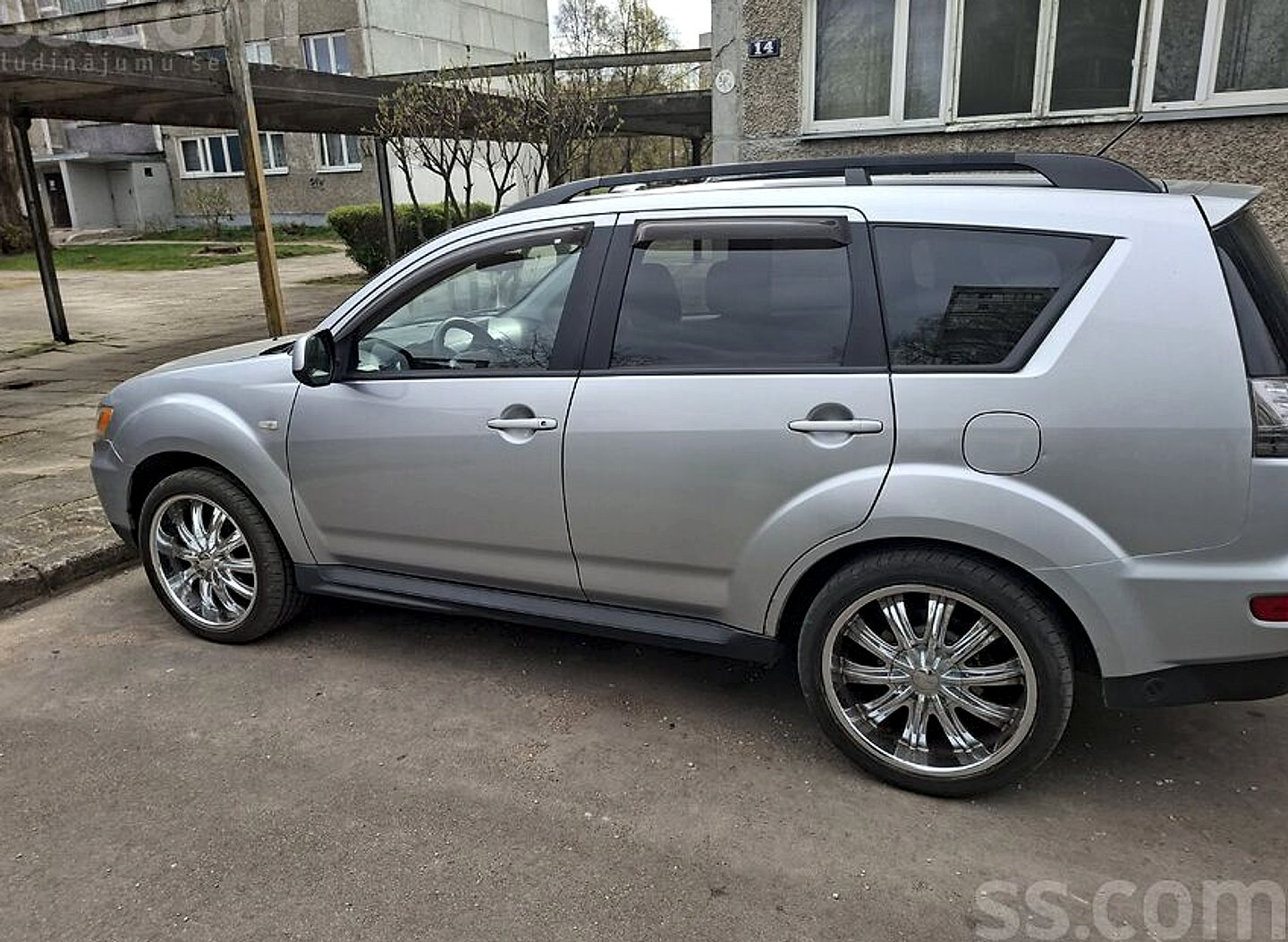 Mitsubishi Outlander, 2010. gads