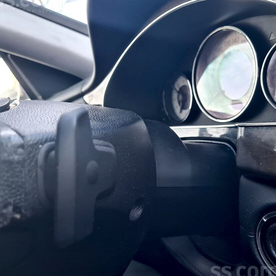 Mercedes-Benz CLS320 — foto 6