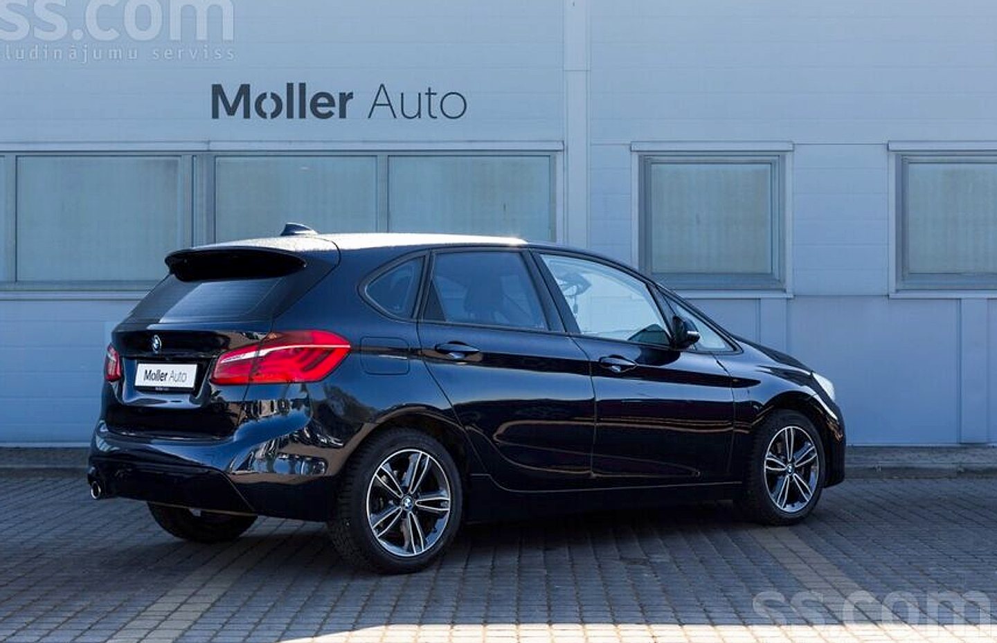 BMW 218 — foto 5