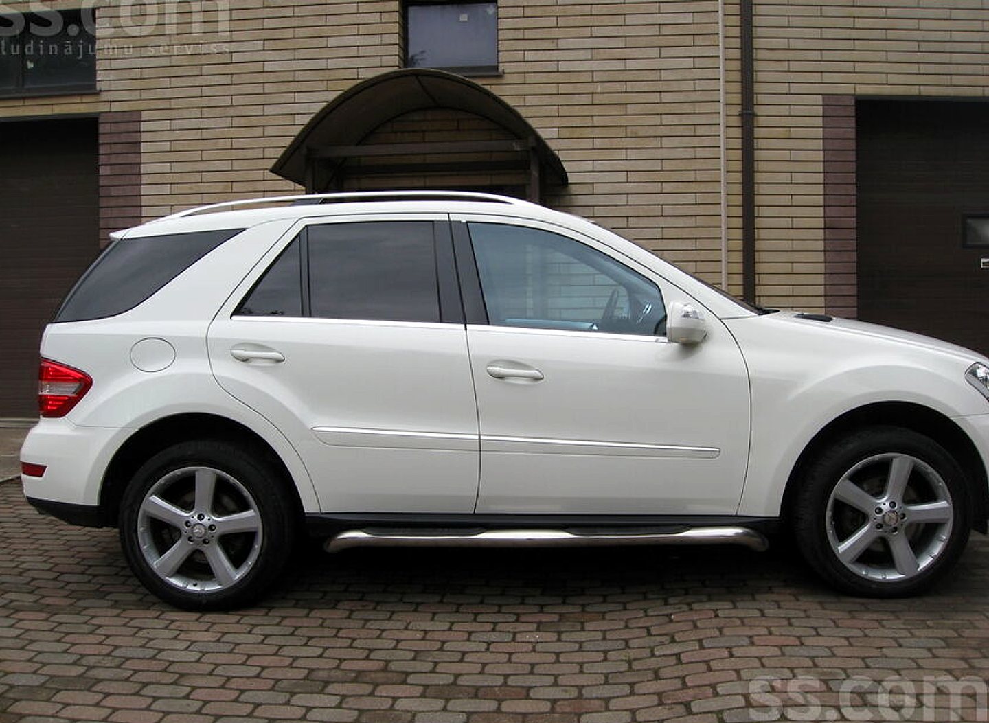 Mercedes-Benz ML320 — foto 5