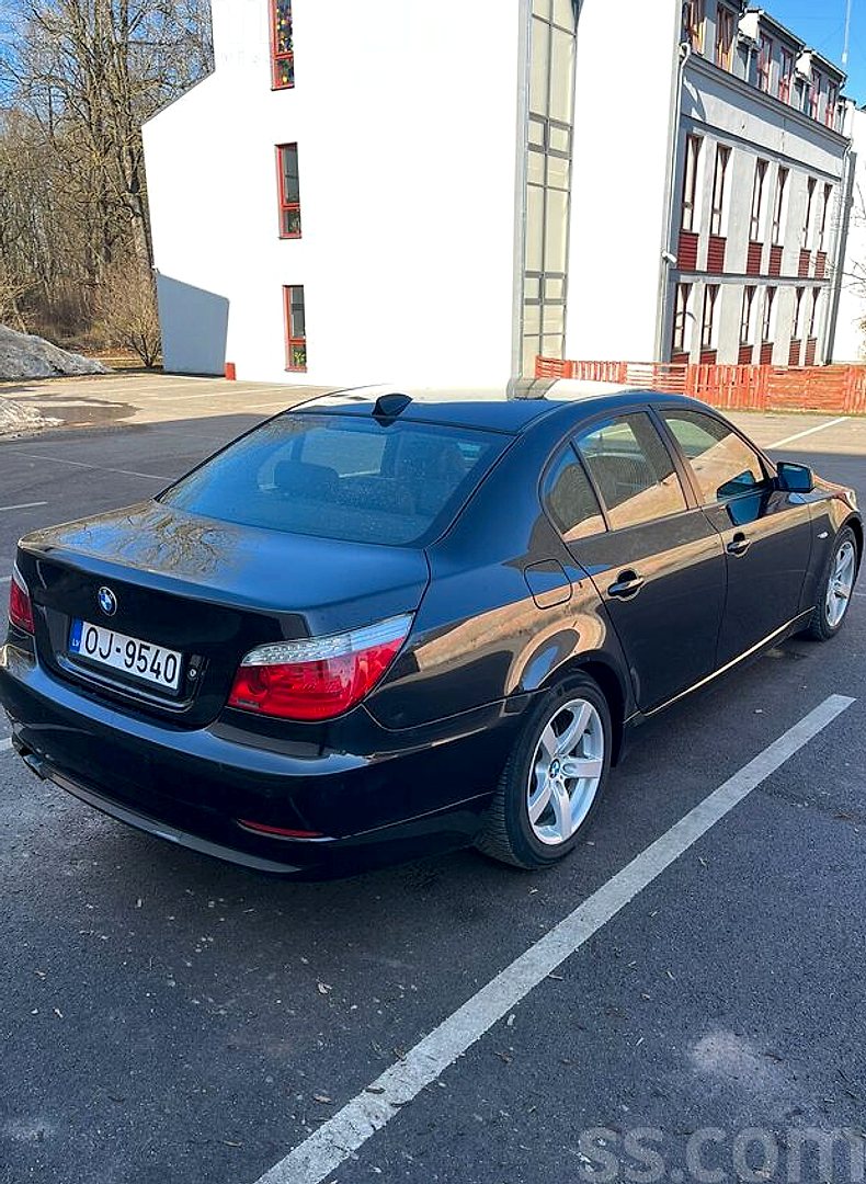 BMW 530 — foto 6
