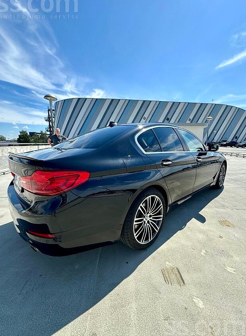 BMW 530 — foto 4