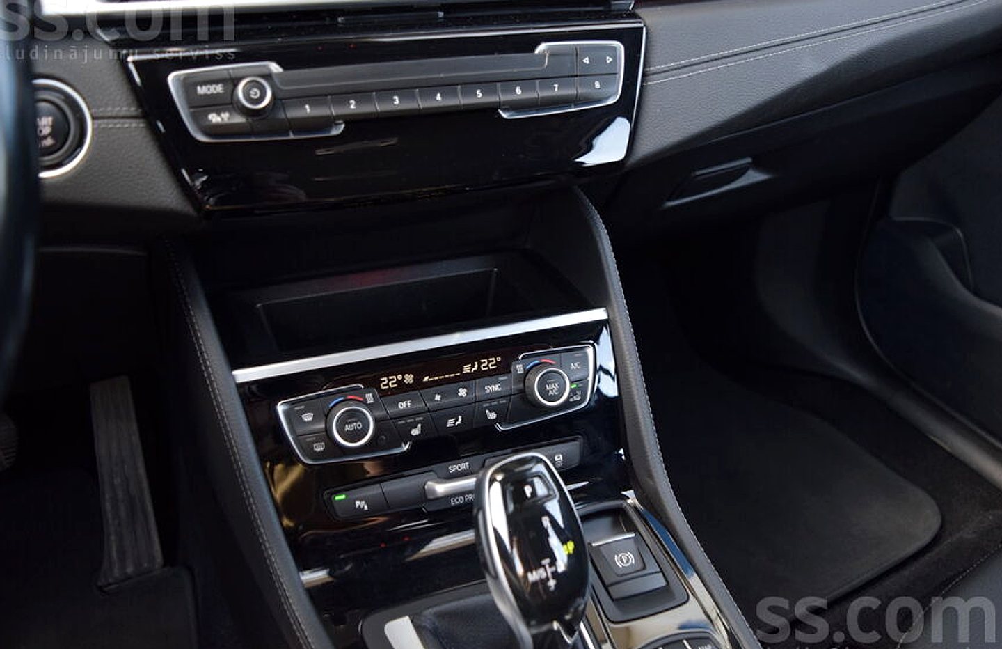 BMW 218 — foto 6
