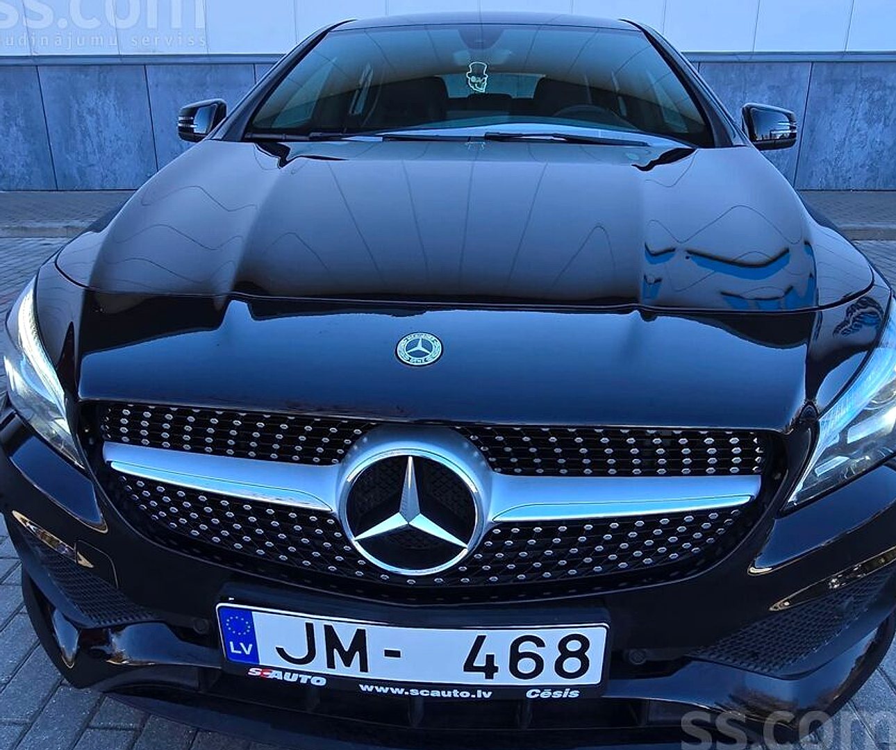 Mercedes-Benz CLA200 — foto 3