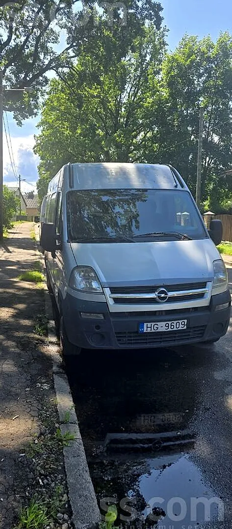 Opel Movano