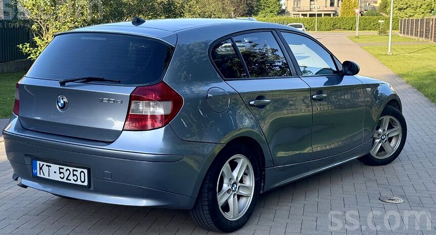 BMW 120 — foto 4