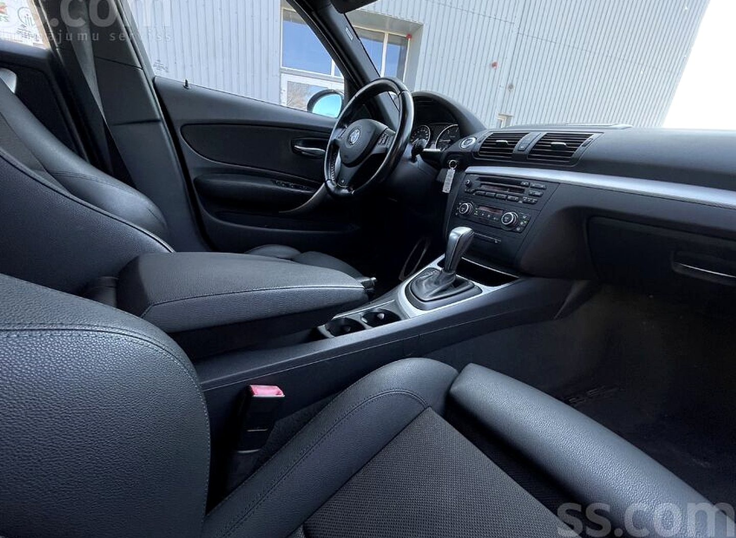 BMW 120 — foto 6