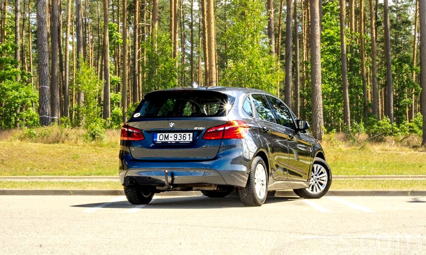 BMW 218 — foto 6