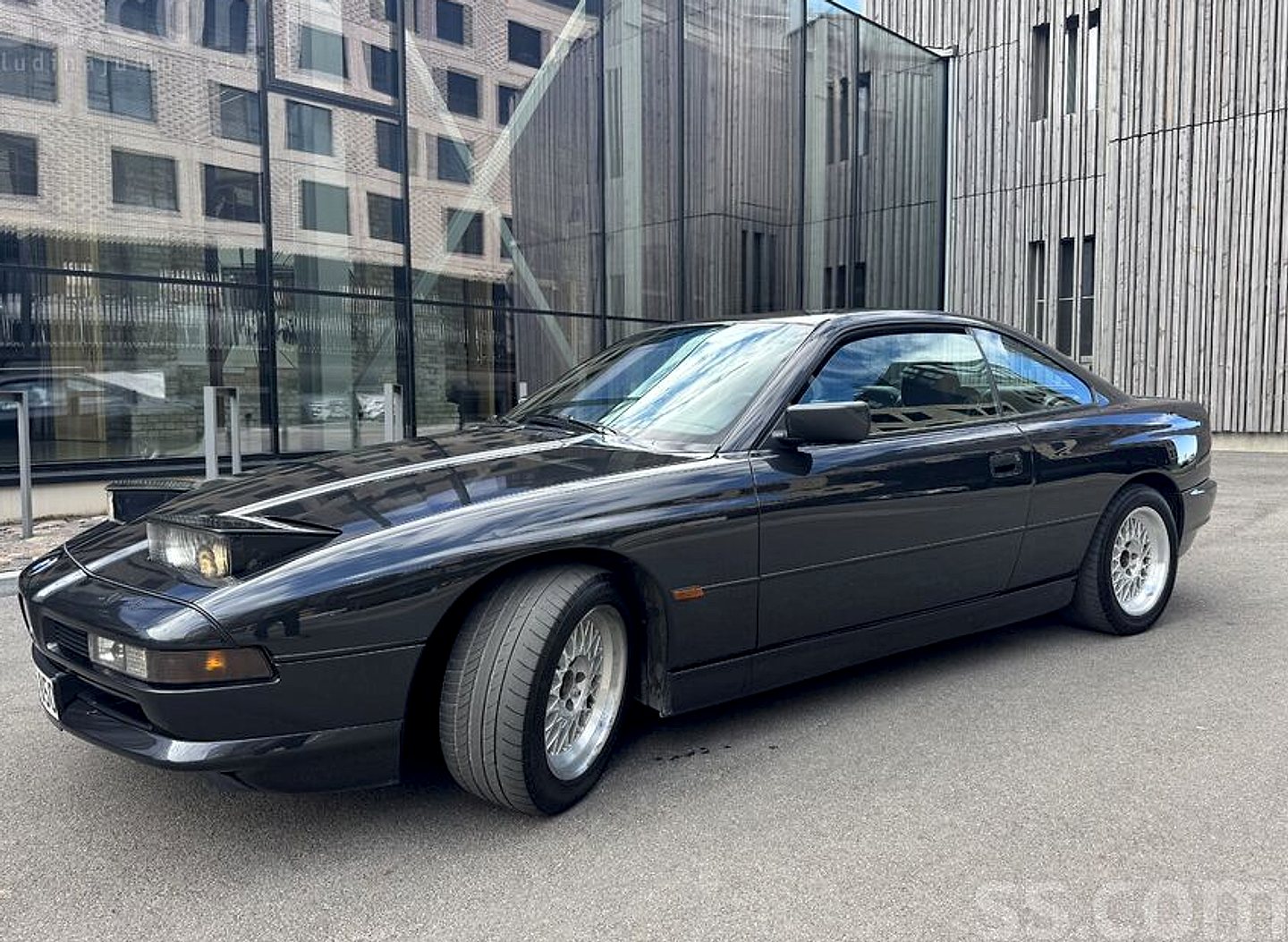 BMW 850 — foto 2