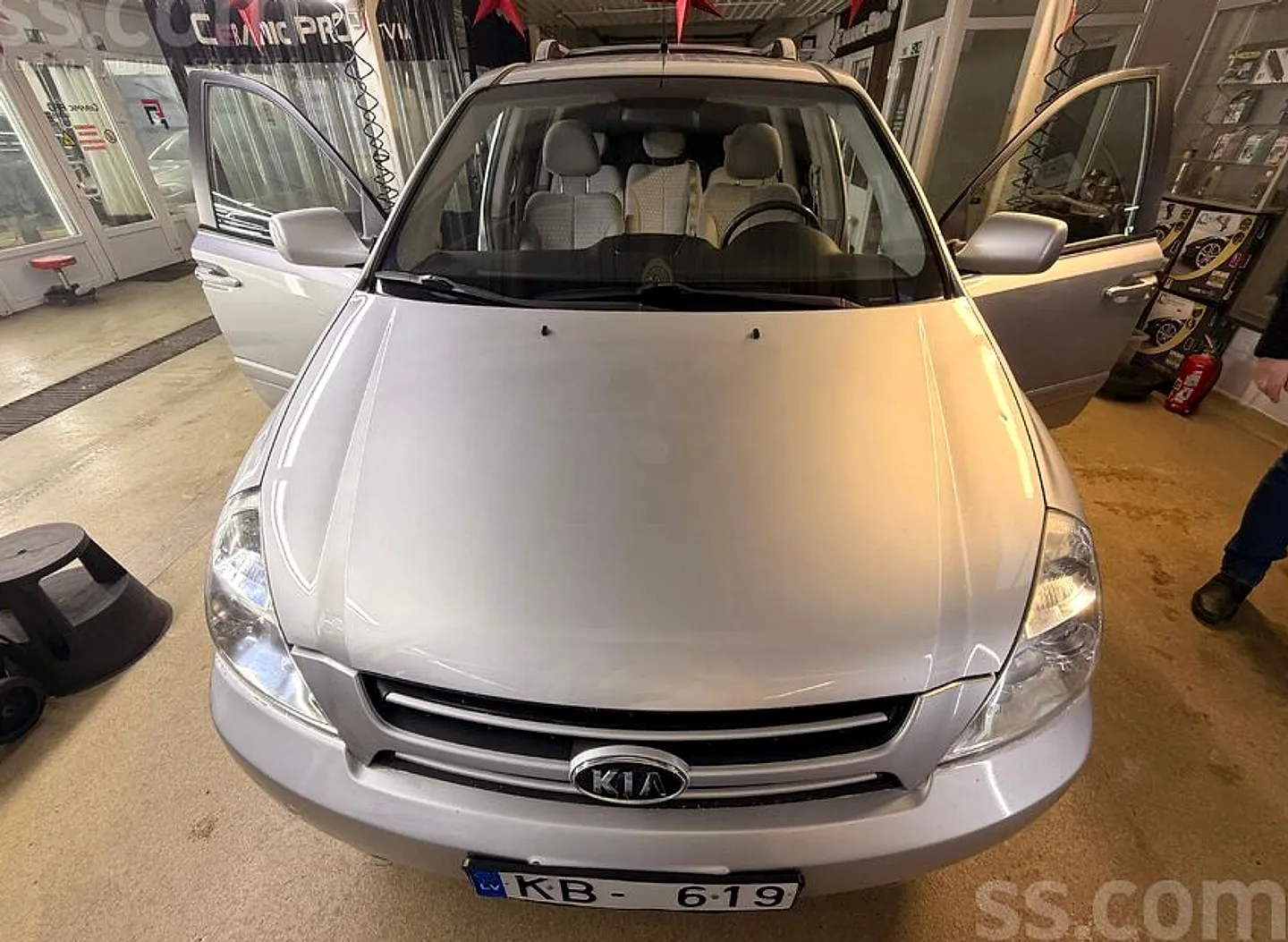 Kia Carnival, 2006. gads