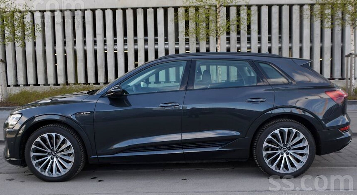 Audi E-tron — foto 3