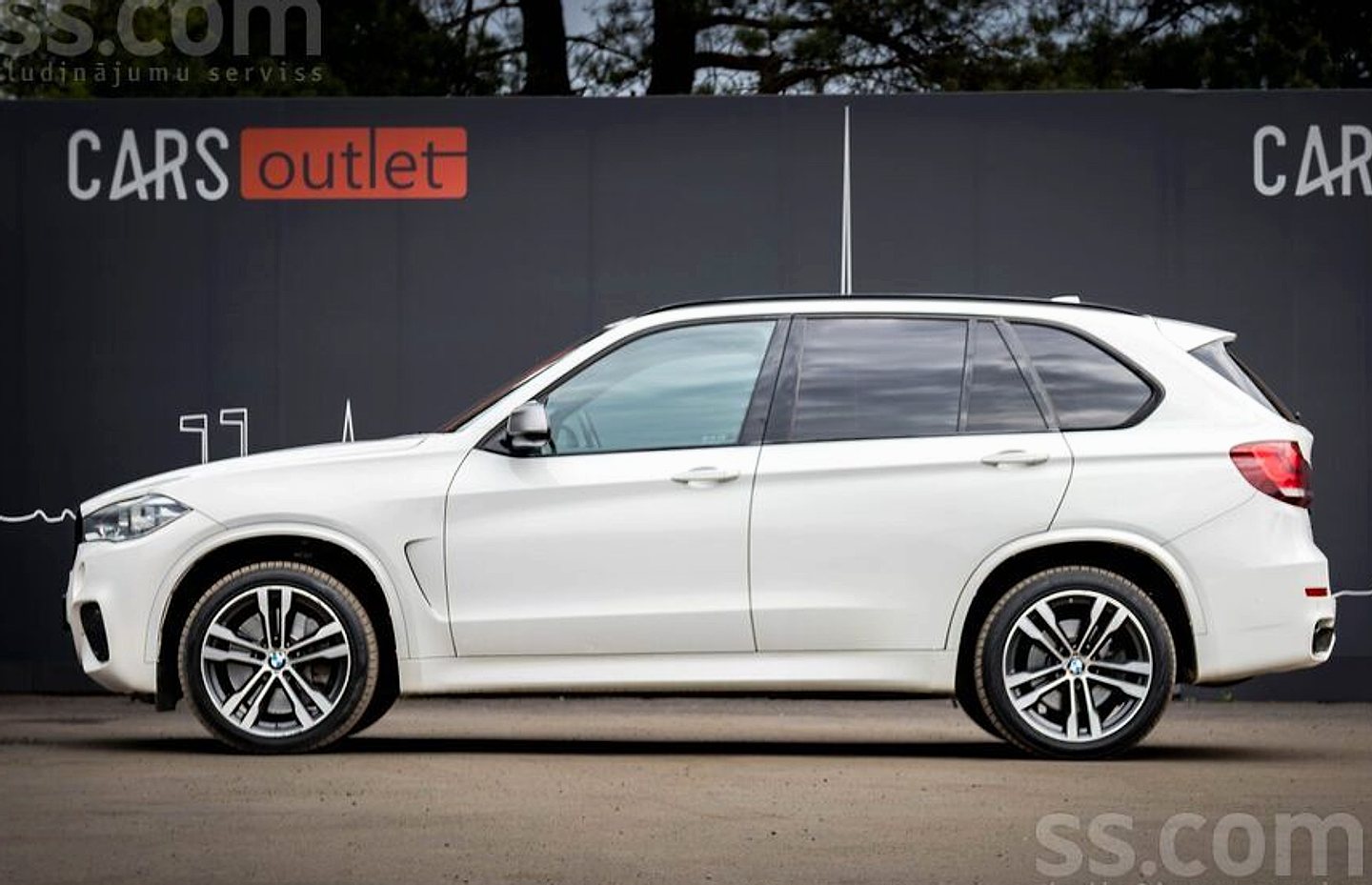 BMW X5 — foto 5