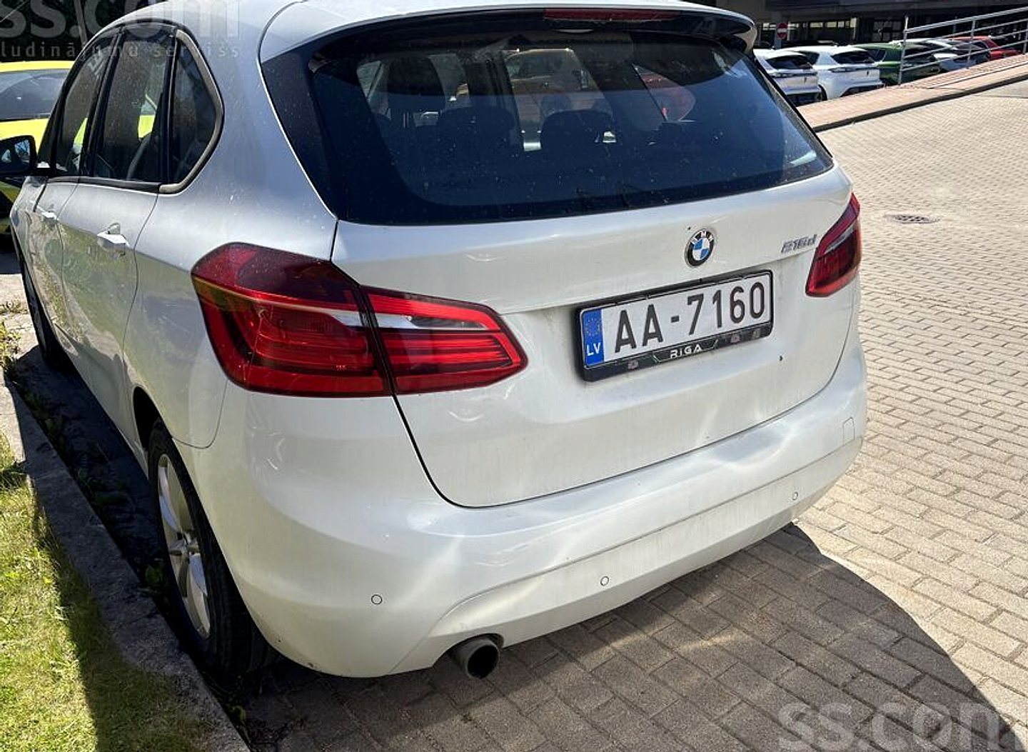 BMW 216 — foto 2