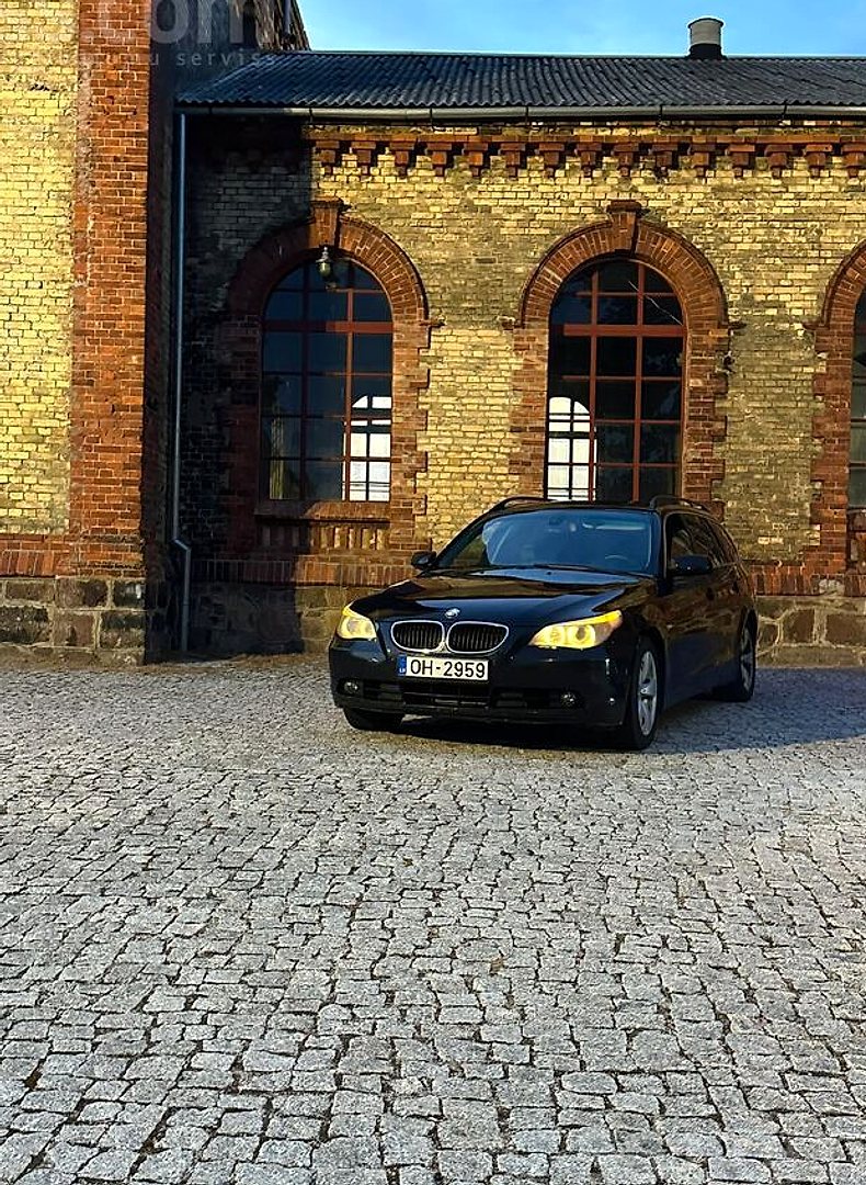 BMW 525 — foto 2