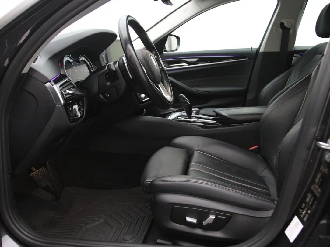 BMW 520 — foto 5
