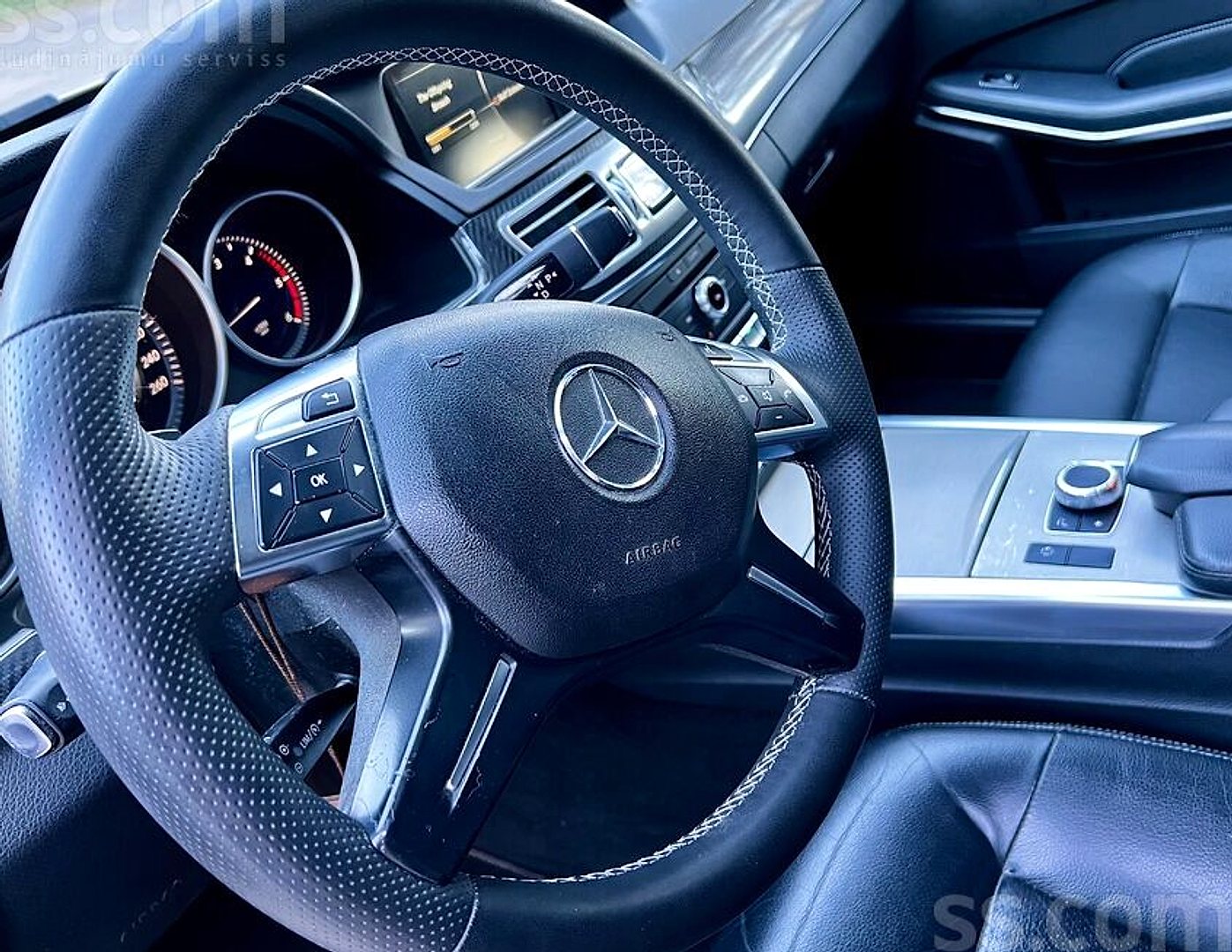 Mercedes-Benz E200 — foto 3