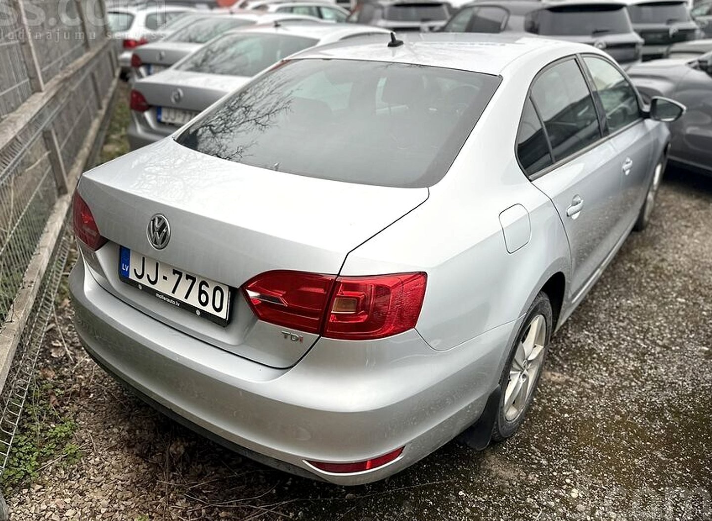 Volkswagen Jetta — foto 3