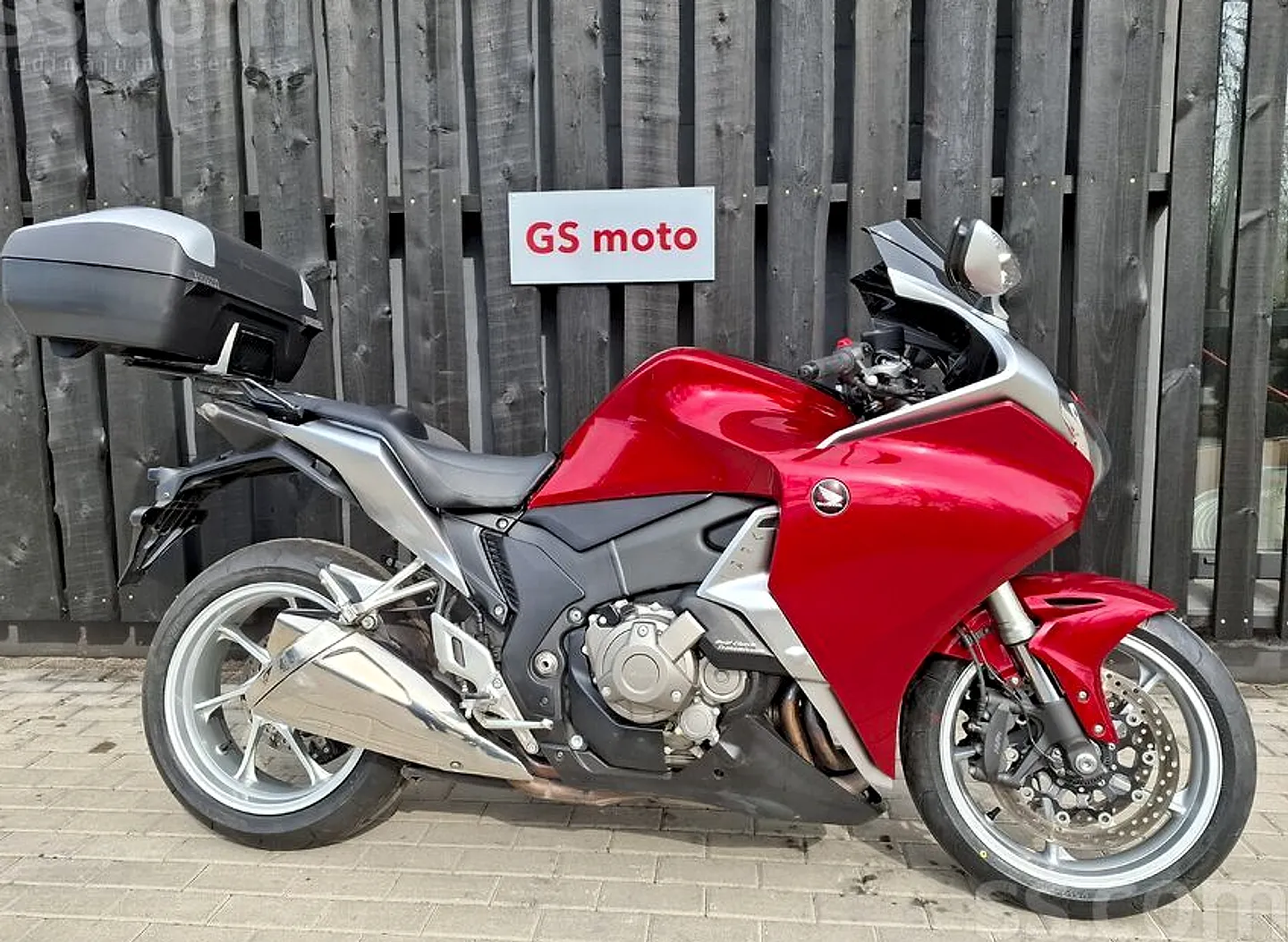 Honda Vfr1200F dct
