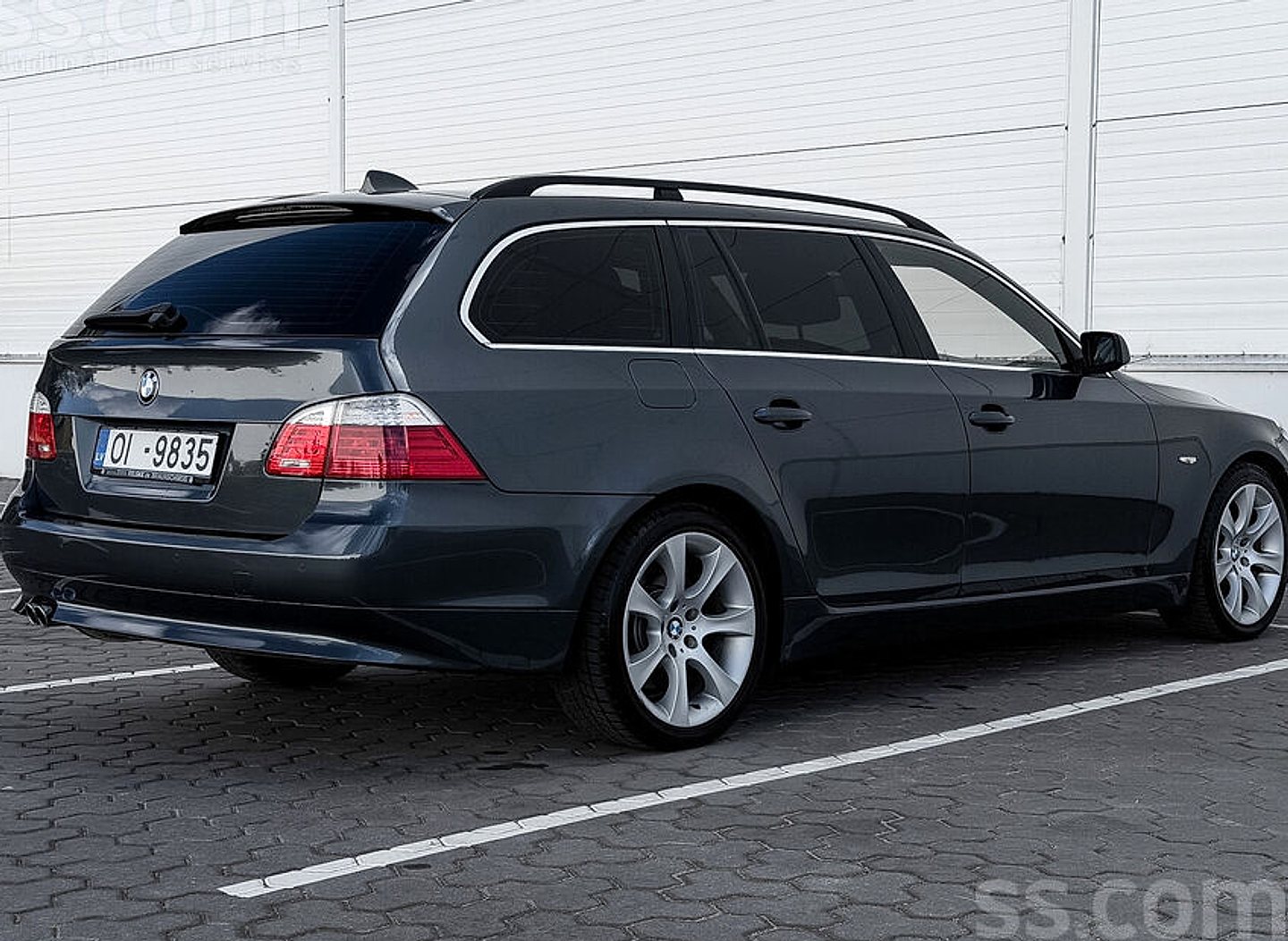 BMW 530 — foto 2