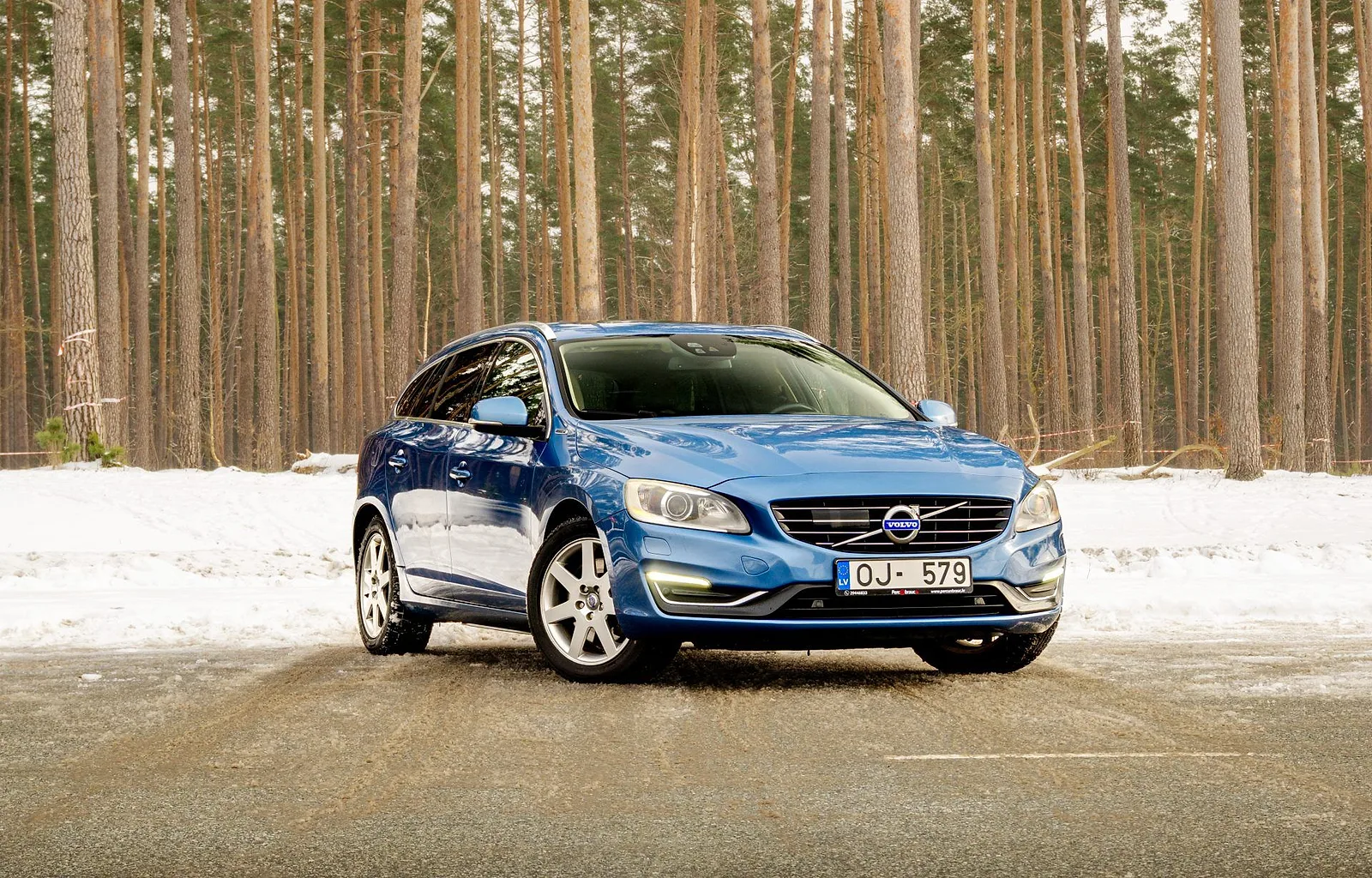 Volvo V60 PLUG IN HYBRID, 2013. gads