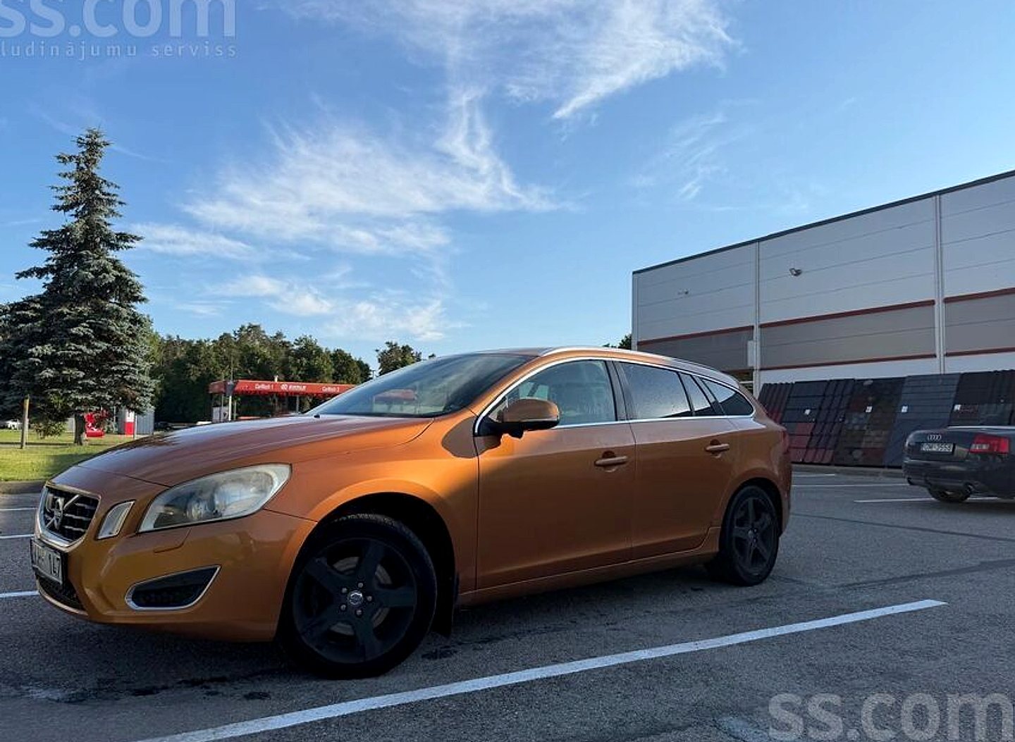 Volvo V60, 2010. gads