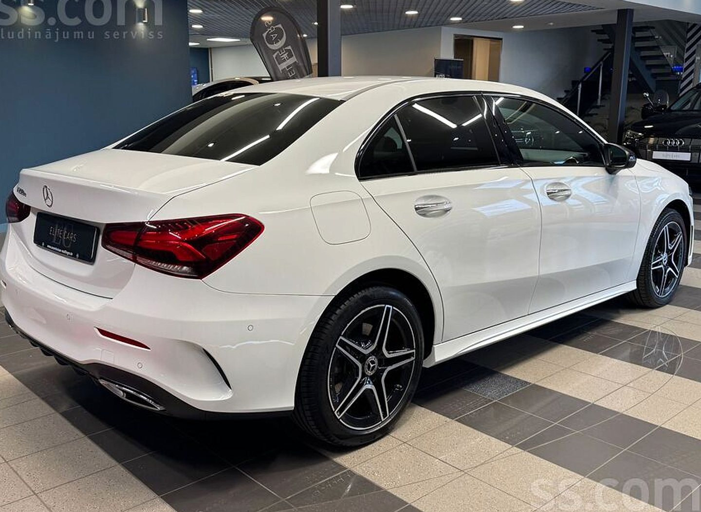 Mercedes-Benz A250 — foto 2