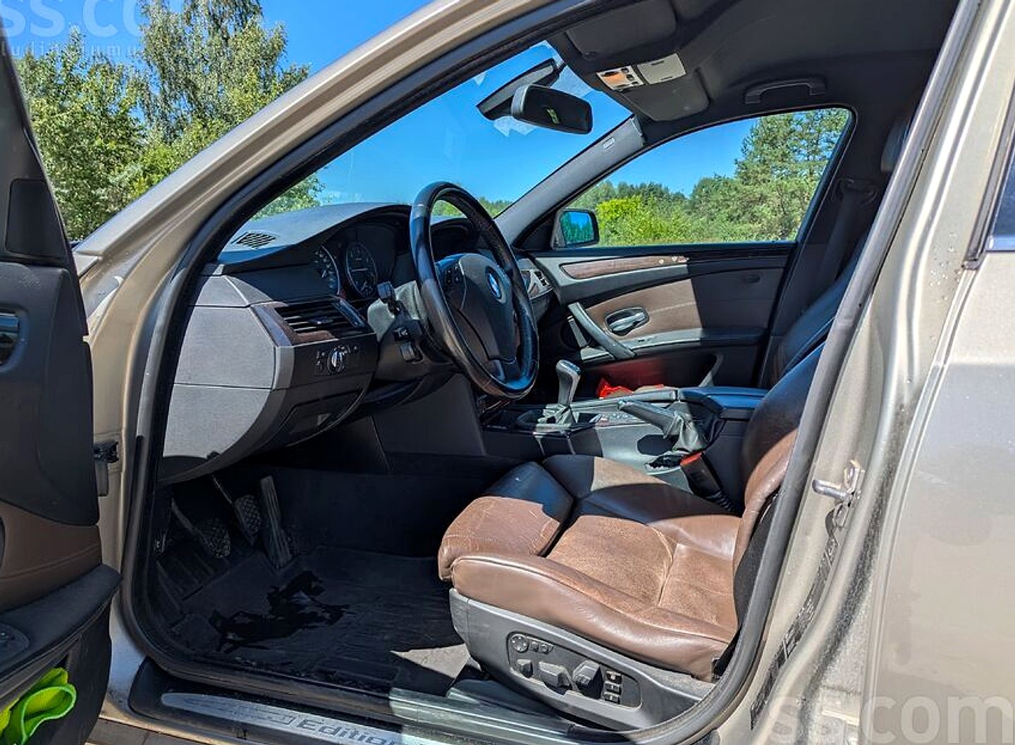 BMW 520 — foto 5