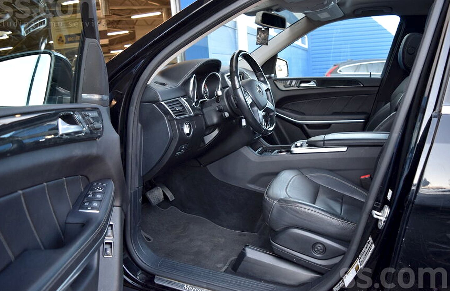 Mercedes-Benz GL350 — foto 3
