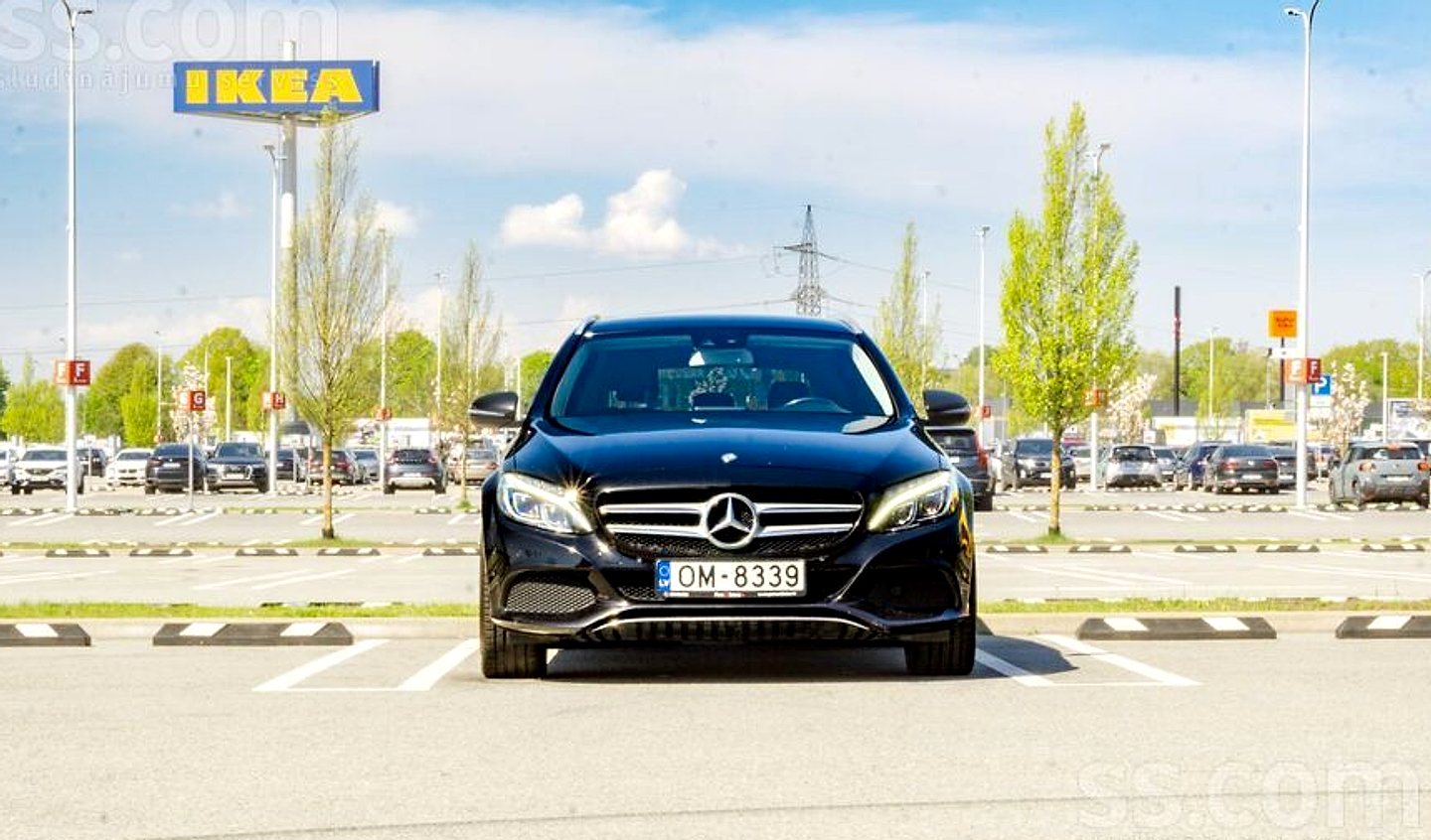 Mercedes-Benz C350 — foto 3