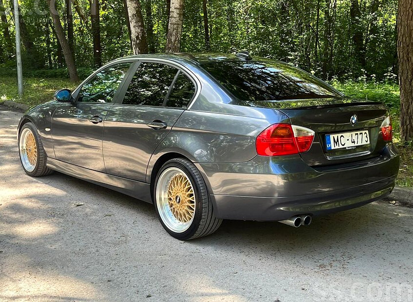 BMW 330 — foto 3