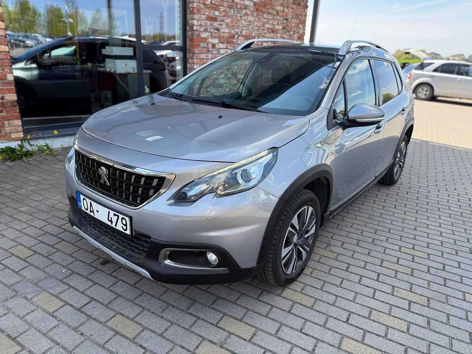 Peugeot 2008, 2017. gads