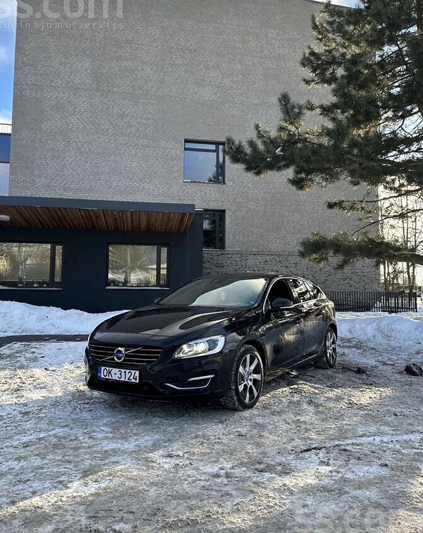 Volvo V60, 2013. gads