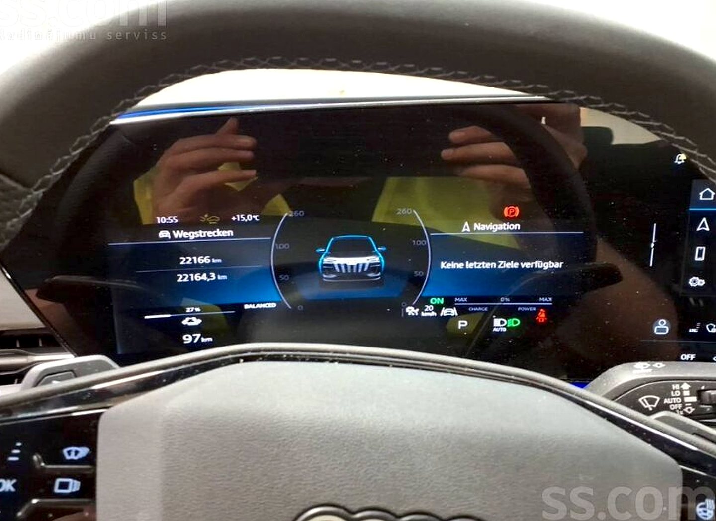 Audi E-tron — foto 5