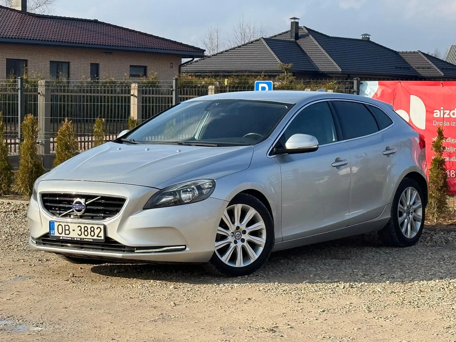 Volvo V40, 2013. gads