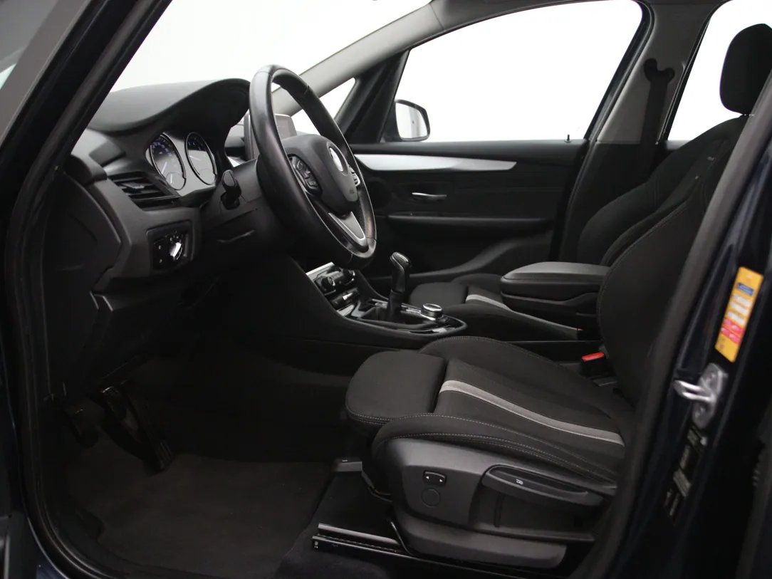 BMW 218 Gran Tourer — foto 5