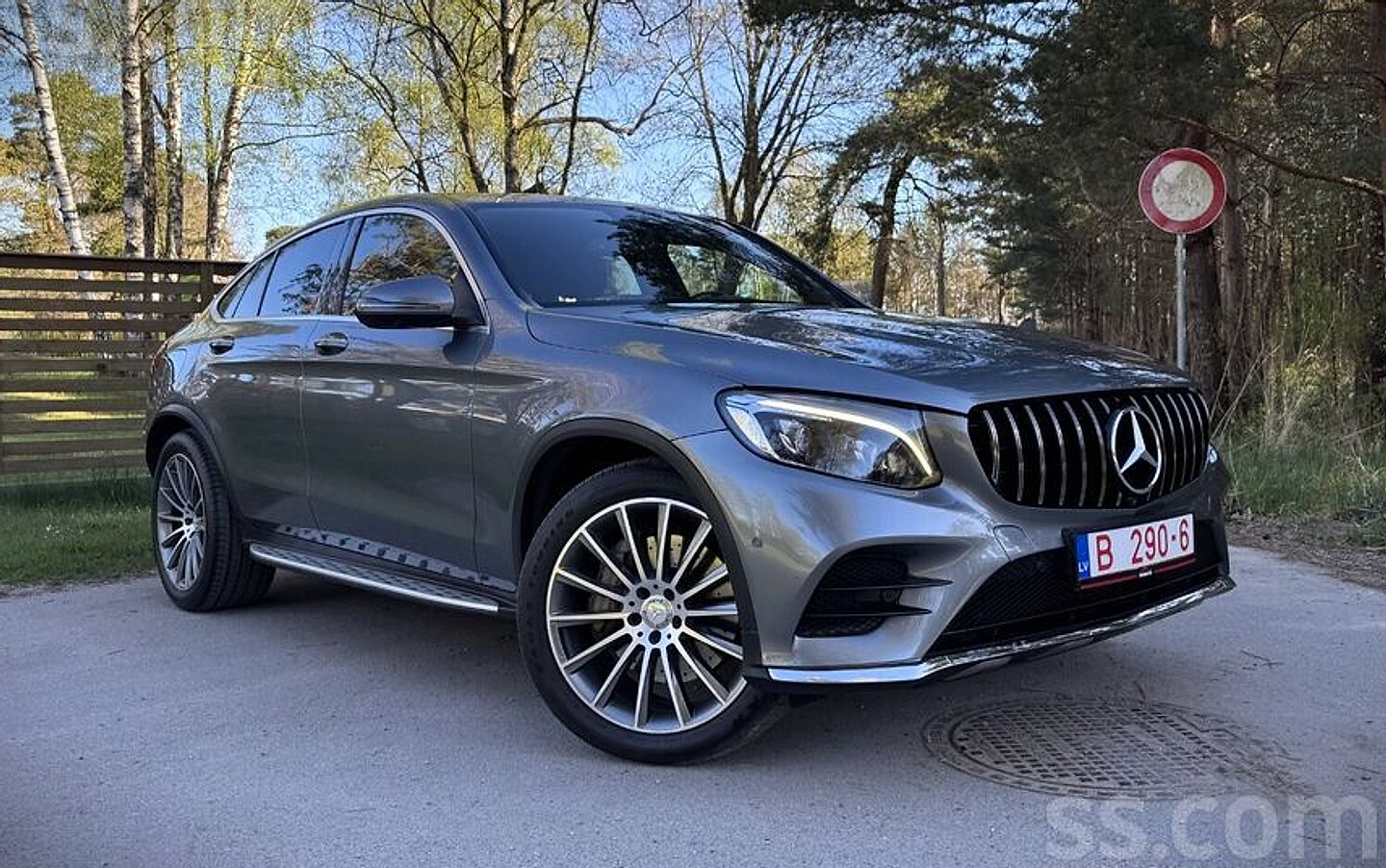 Mercedes-Benz GLC 220 — foto 3