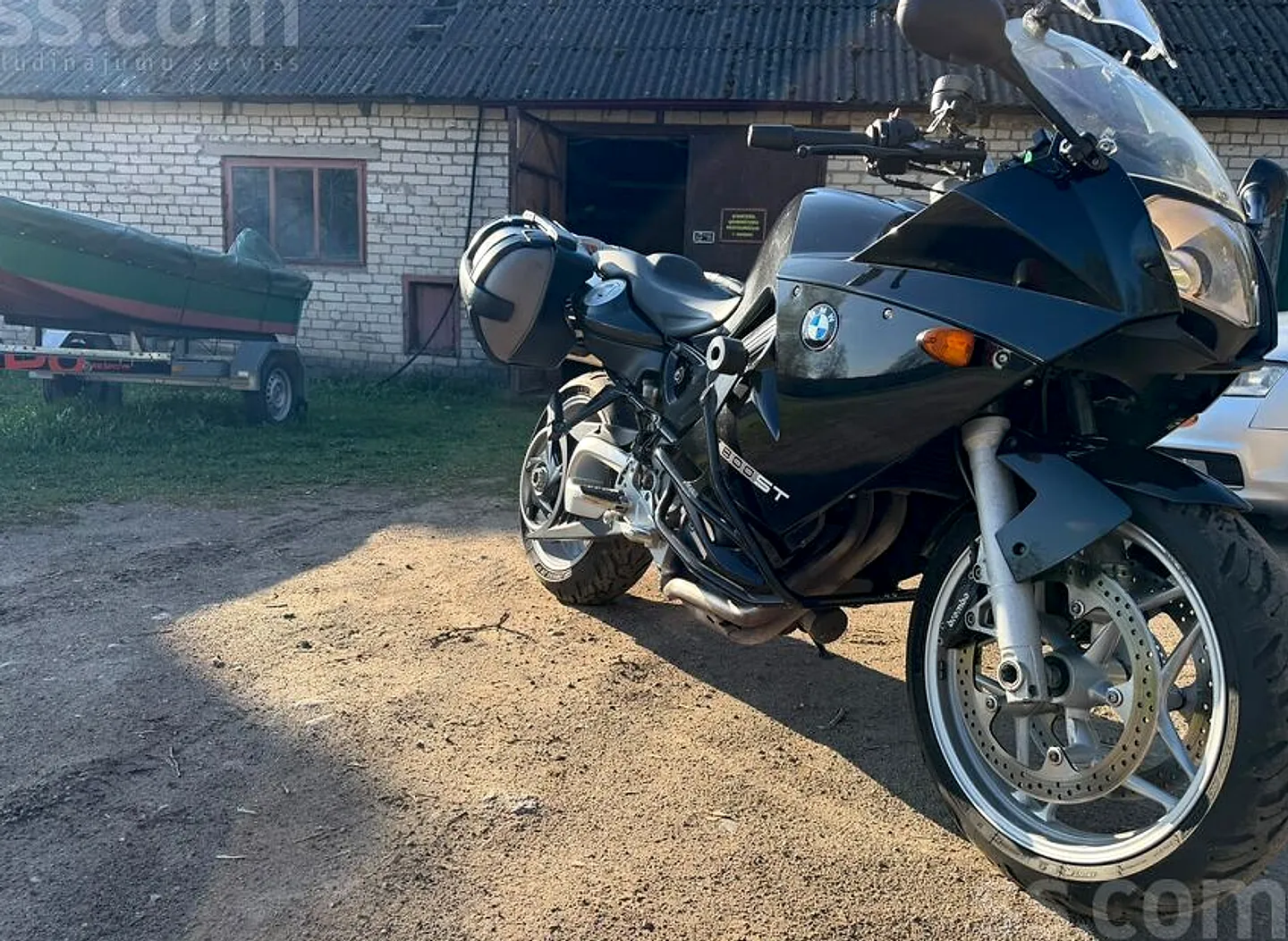 BMW 800St